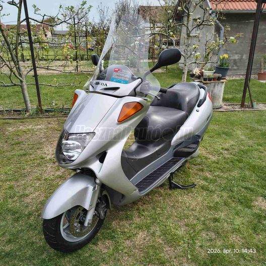 HONDA FES 250