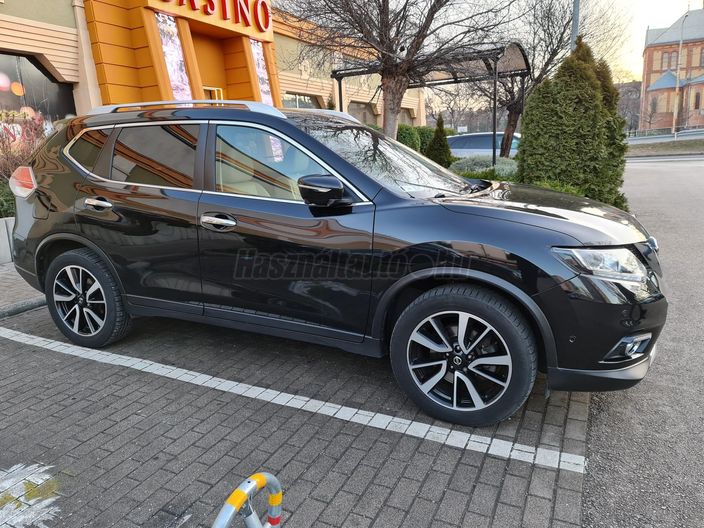 NISSAN X-TRAIL 2.0 dCi Tekna Xtronic