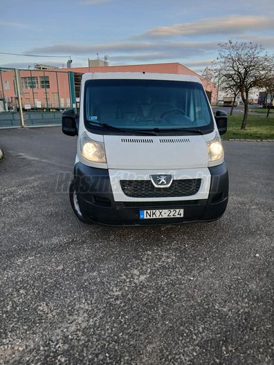 PEUGEOT BOXER 2.2 HDi 300 Combi L1H1
