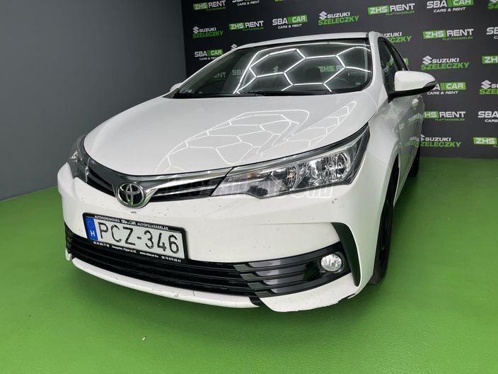 TOYOTA COROLLA Sedan 1.4 D-4D Active