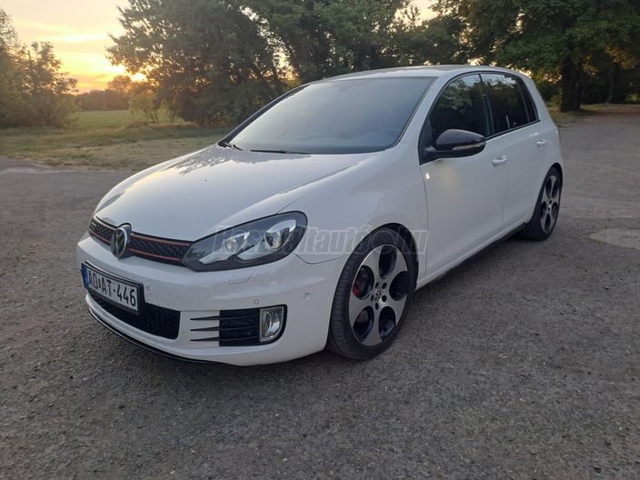 VOLKSWAGEN GOLF VI 2.0 TSI GTI DSG