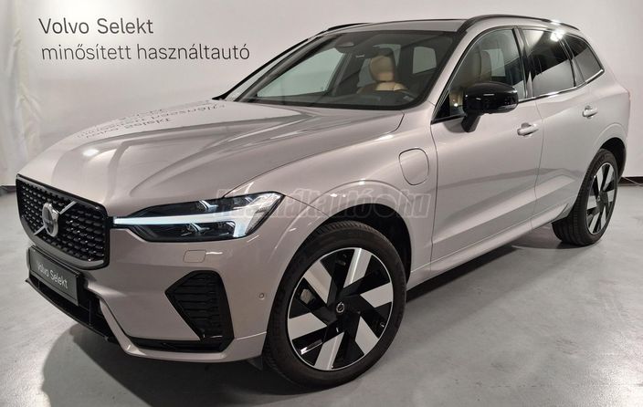 VOLVO XC60 2.0 [T6] Plus Dark AWD Geartronic