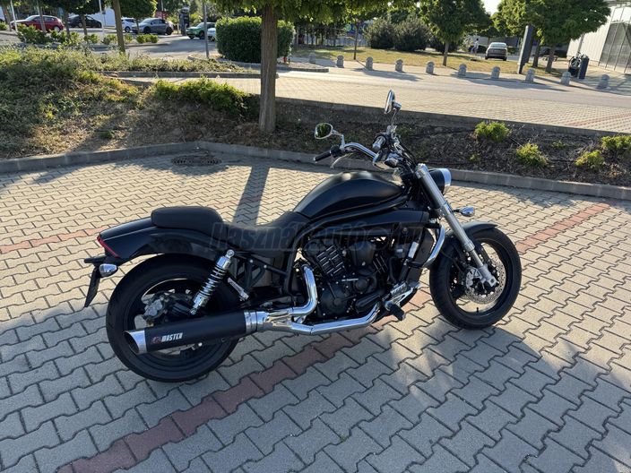 HYOSUNG GV 650