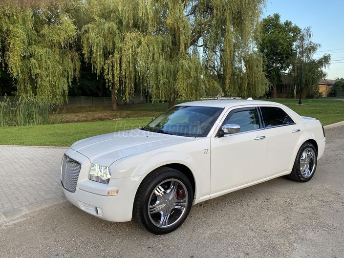 CHRYSLER 300 C