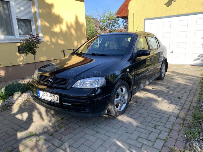 OPEL ASTRA 1.4 16V Classic II Family