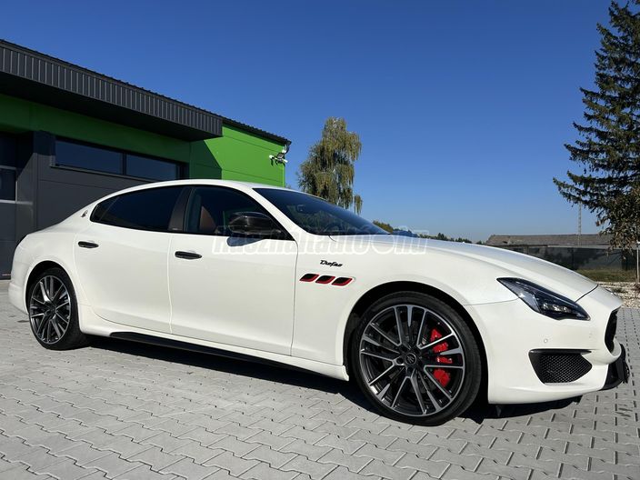 MASERATI QUATTROPORTE 3.8 V8 Trofeo (Automata)