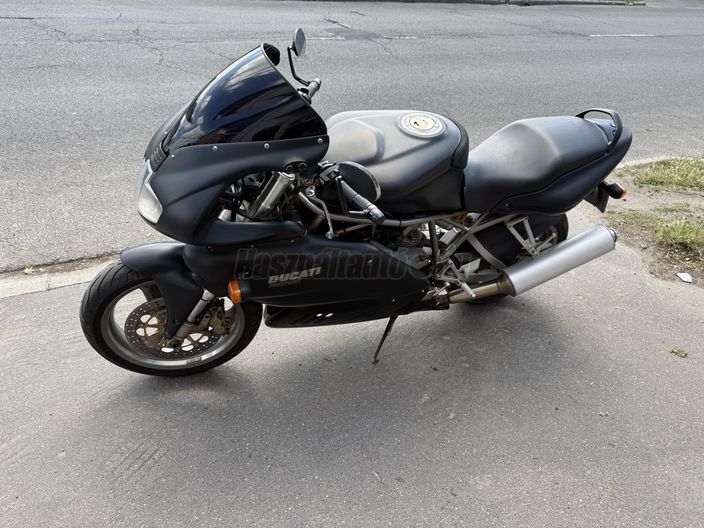 DUCATI 750 SS