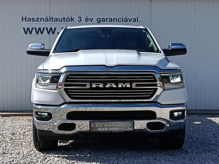 DODGE RAM 5.7 1500 4x4 Laramie (Automata)
