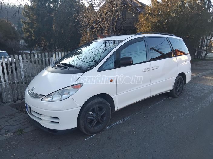 TOYOTA PREVIA 2.4