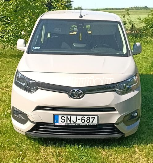TOYOTA PROACE City Verso 1.2T Shuttle L2H1 [7 személy]