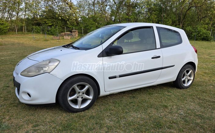 RENAULT CLIO Société 1.5 dCi