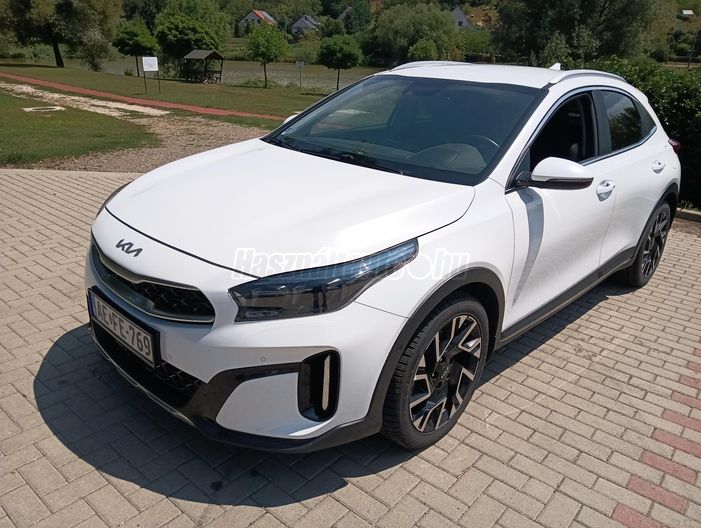 KIA XCEED 1.5 T-GDI X-Gold