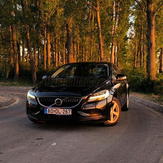 VOLVO V40 2.0 D [D2] Kinetic