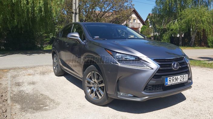 LEXUS NX 300h Luxury Safety Sunroof CVT