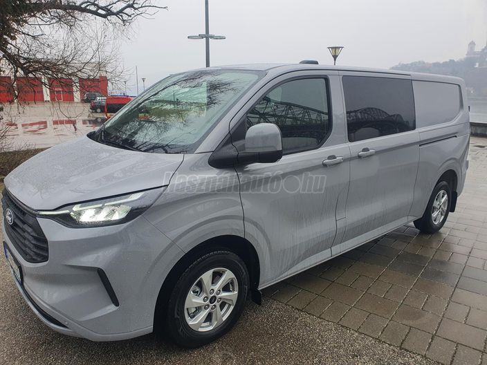 FORD TOURNEO