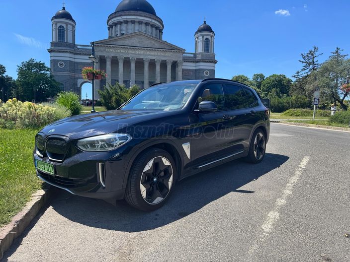 BMW IX3 Impressive