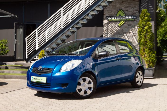 www.martincar.hu további 88 db Extra HD fénykép a YARIS minden apró részletéről !!