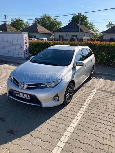 TOYOTA AURIS Touring Sports 2.0 D-4D Active