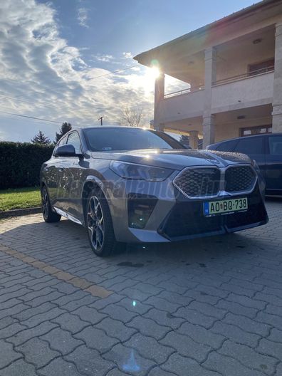 BMW IX2