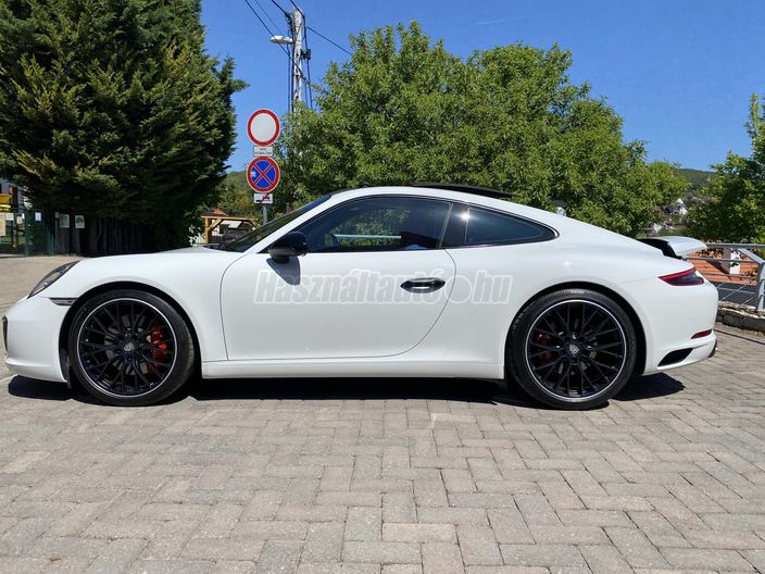 PORSCHE CARRERA