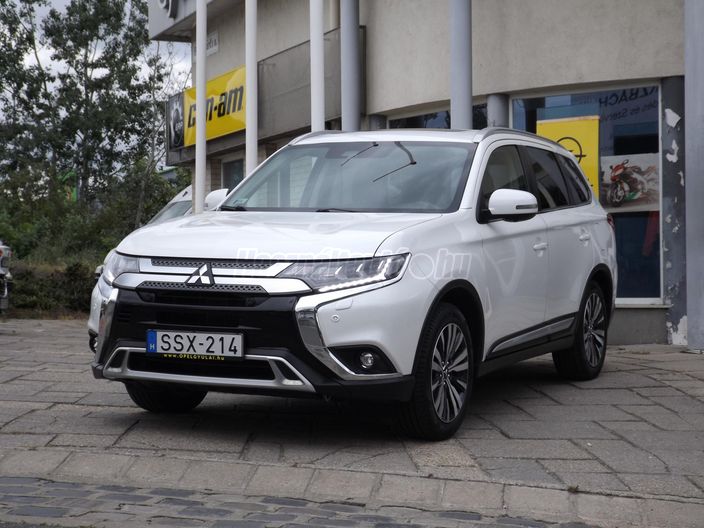 Opel márkakereskedés beszámolt autója!