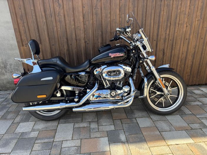 HARLEY-DAVIDSON SPORTSTER 1200 CUSTOM