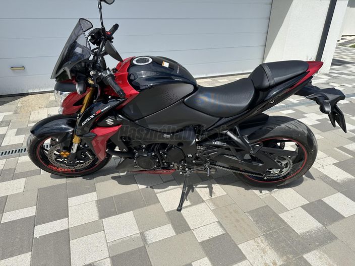 SUZUKI GSX-S 1000