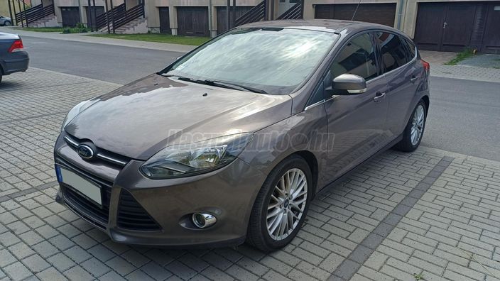 FORD FOCUS 1.0 GTDi EcoBoost Titanium