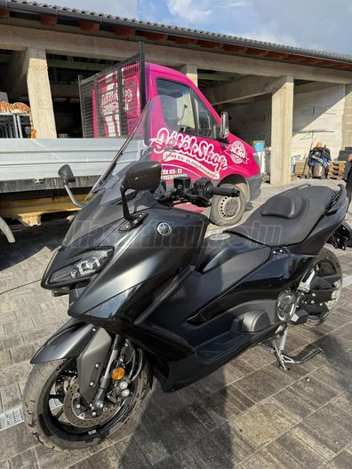YAMAHA TMAX 500