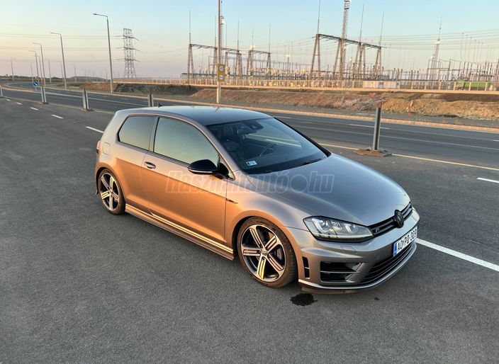 VOLKSWAGEN GOLF VII R 2.0 TSI 4 Motion DSG