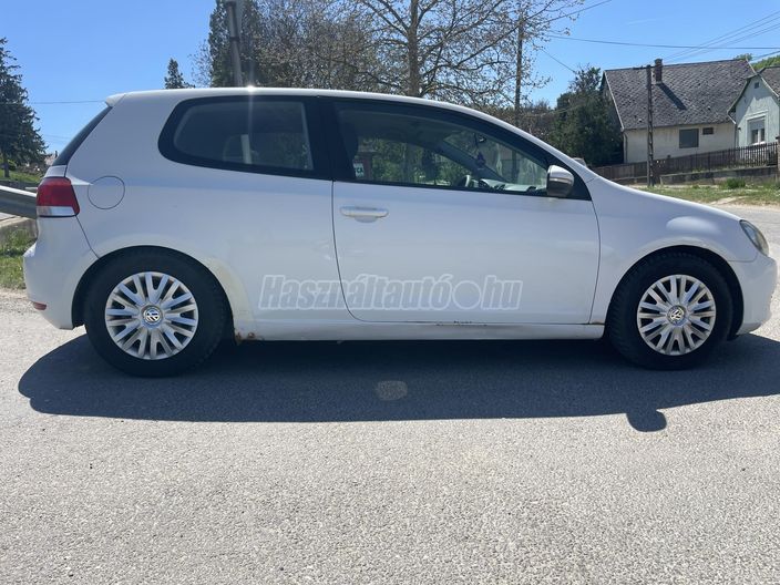 VOLKSWAGEN GOLF VI 1.6 TDi Trendline