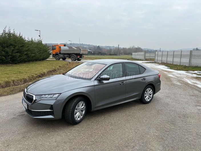 SKODA OCTAVIA 1.5 TSI ACT Joy