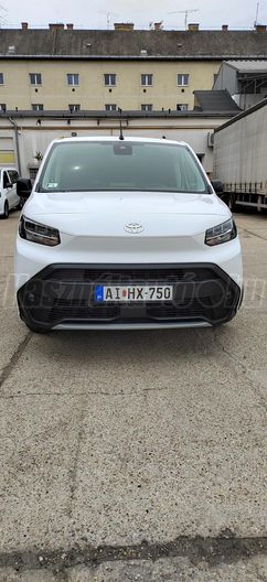 TOYOTA PROACE City 1.5 D Comfort Smart Cargo L2H1