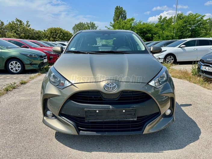 Toyota Yaris Comfort 1.5 TNGA 125LE CVT :: Barnás zöld metál