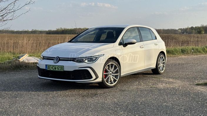 VOLKSWAGEN GOLF VIII 1.4 TSI GTE Plug-In-Hybrid DSG