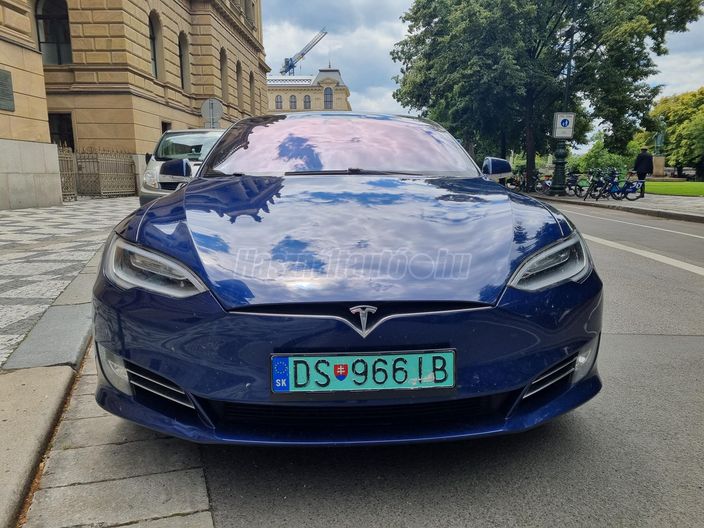 TESLA MODEL S 75 (Automata)