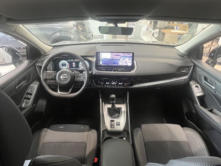 NISSAN QASHQAI 1.3 DIG-T Mild Hybrid N-Connecta