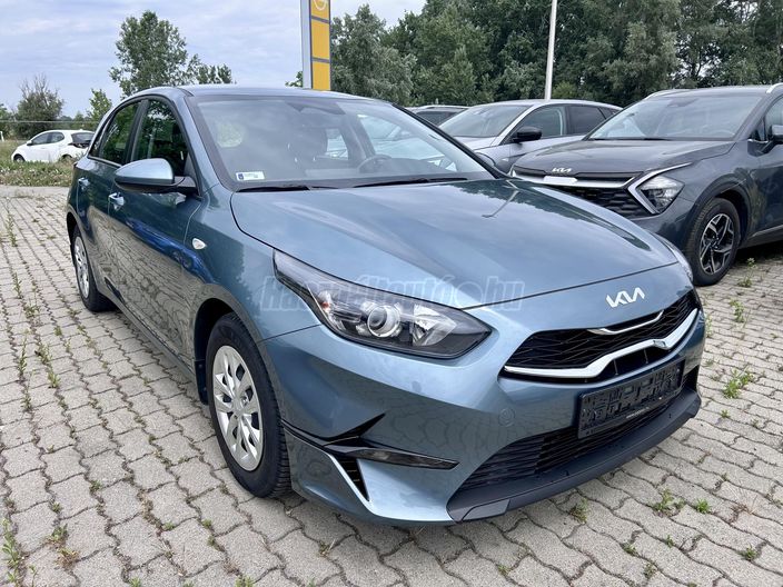 Kia Ceed SILVER 5 ajtós 1.5 T-GDI 140 6MT :: Yucca Steal Grey metál