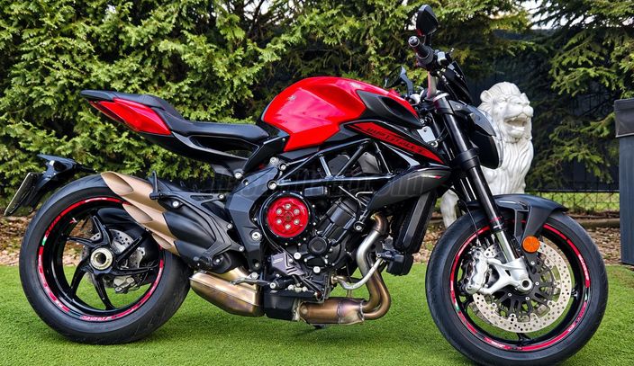 MV AGUSTA BRUTALE 800