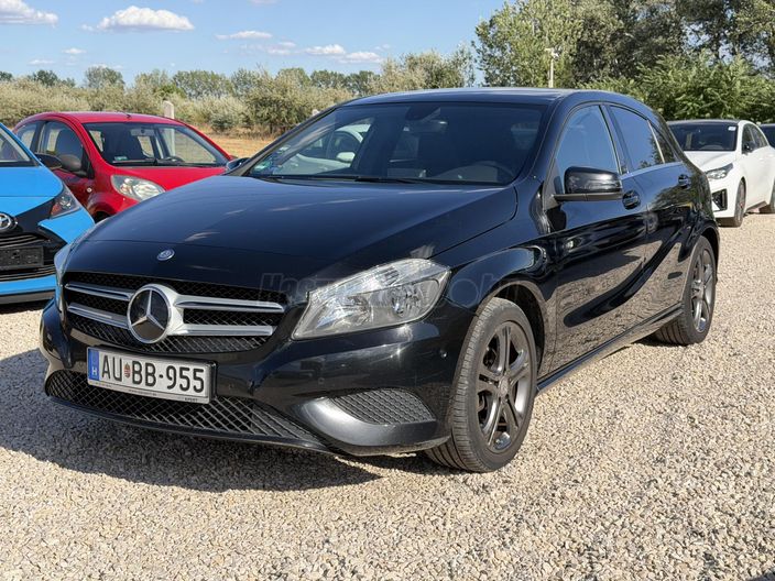 MERCEDES-BENZ A 180 d Urban