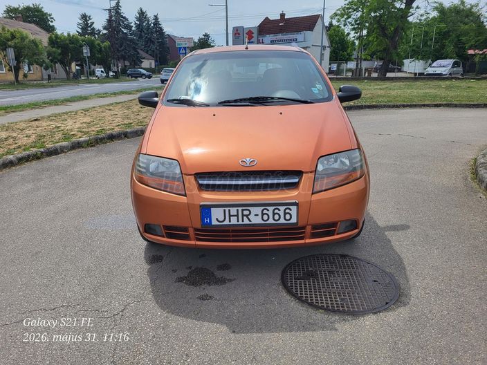 Gépkocsi eleje