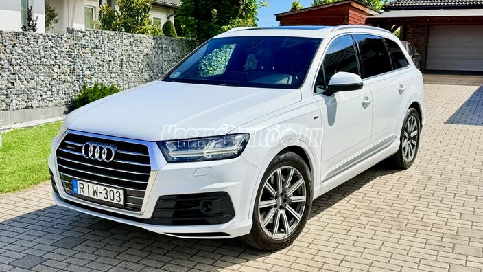 AUDI Q7 3.0 V6 TDI quattro Tiptronic ic [7 személy]