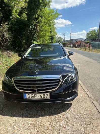 MERCEDES-BENZ E 350 d T 9G-TRONIC