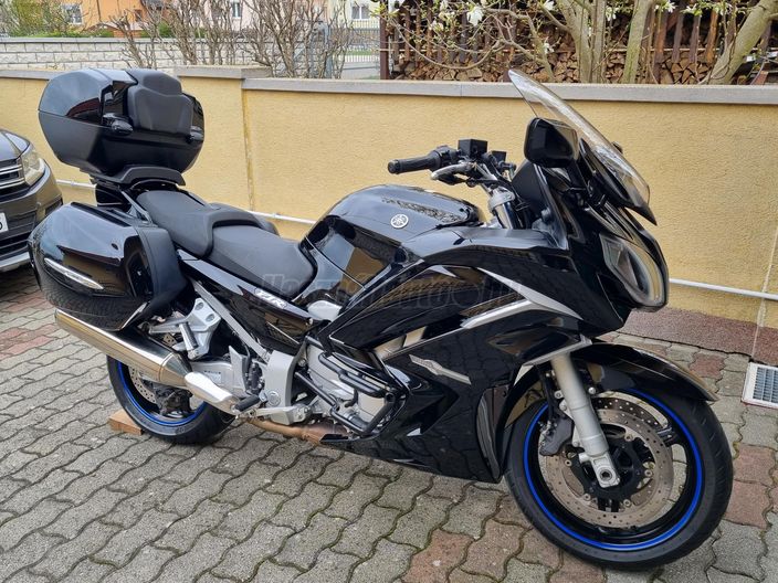 YAMAHA FJR 1300