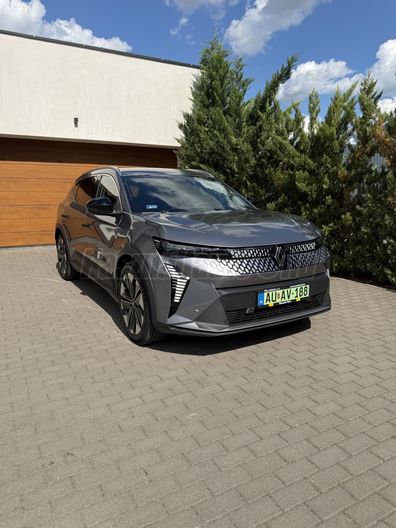 RENAULT SCENIC Scénic E-Tech electric EV87 Techno