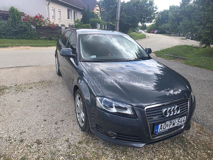 AUDI A3 2.0 TDI Ambition DPF quattro