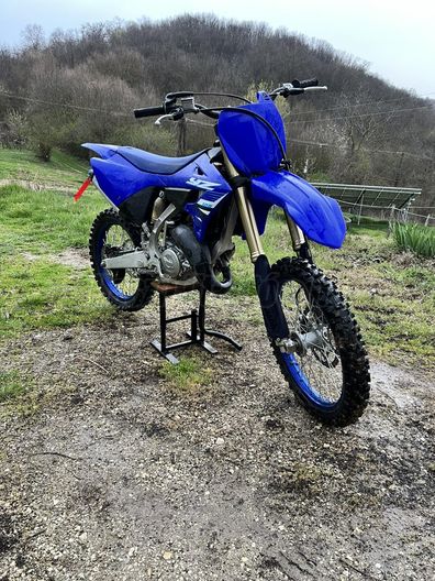 YAMAHA YZ 125