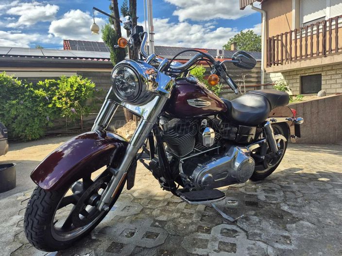 HARLEY-DAVIDSON DYNA