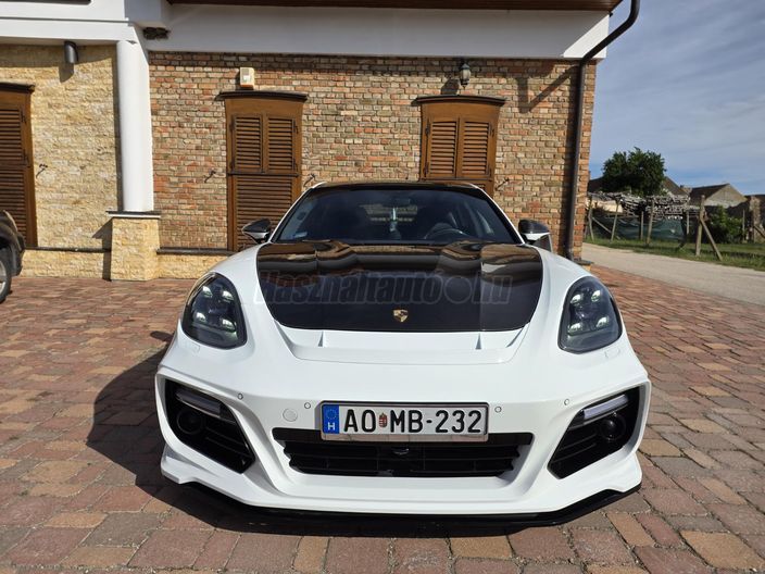 PORSCHE PANAMERA Turbo PDK