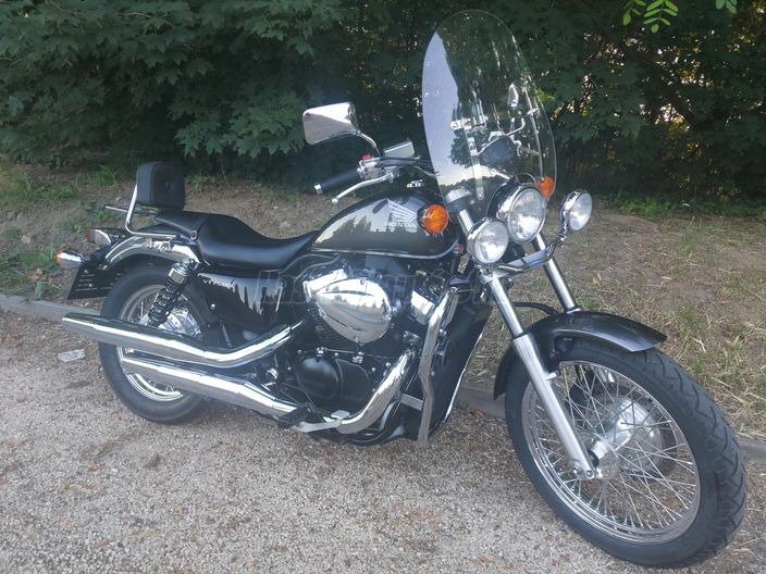 HONDA VT 750